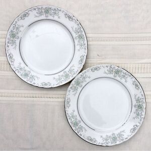 Norleans JAPAN China Theresa Dinner Plates (2)